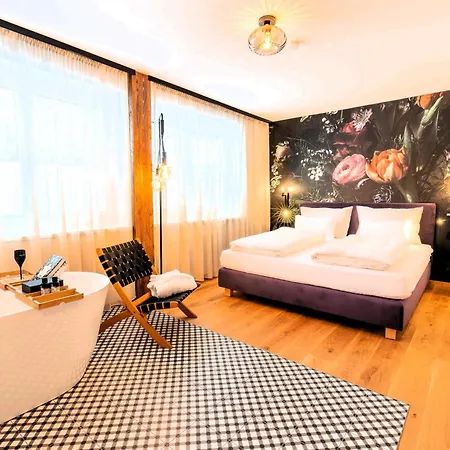 Kaminzimmer * Mauterndorf (Salzburg)